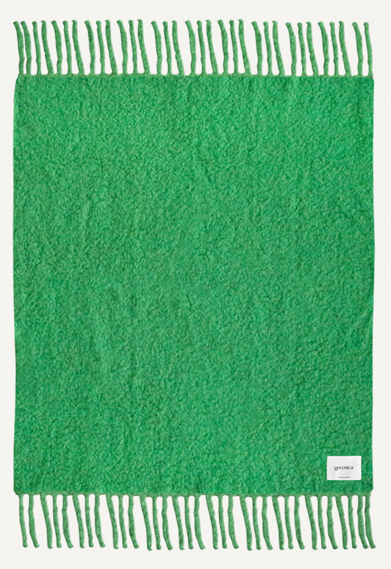Chunky Mohair Filt Grass Green 140x200 i gruppen Filtar & Kuddar / Filtar hos Layered (BLMPLGR140200)